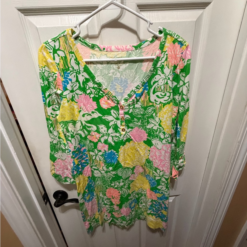 Lilly Pulitzer Green Floral V-Neck Tunic with Pink, Yellow & Blue Blooms